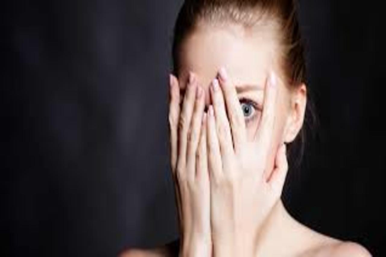 هرچیزی که باید درباره‌ی فوبیا بدانید