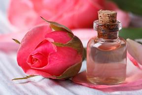 خواص درمانی و دارویی گل محمدی
